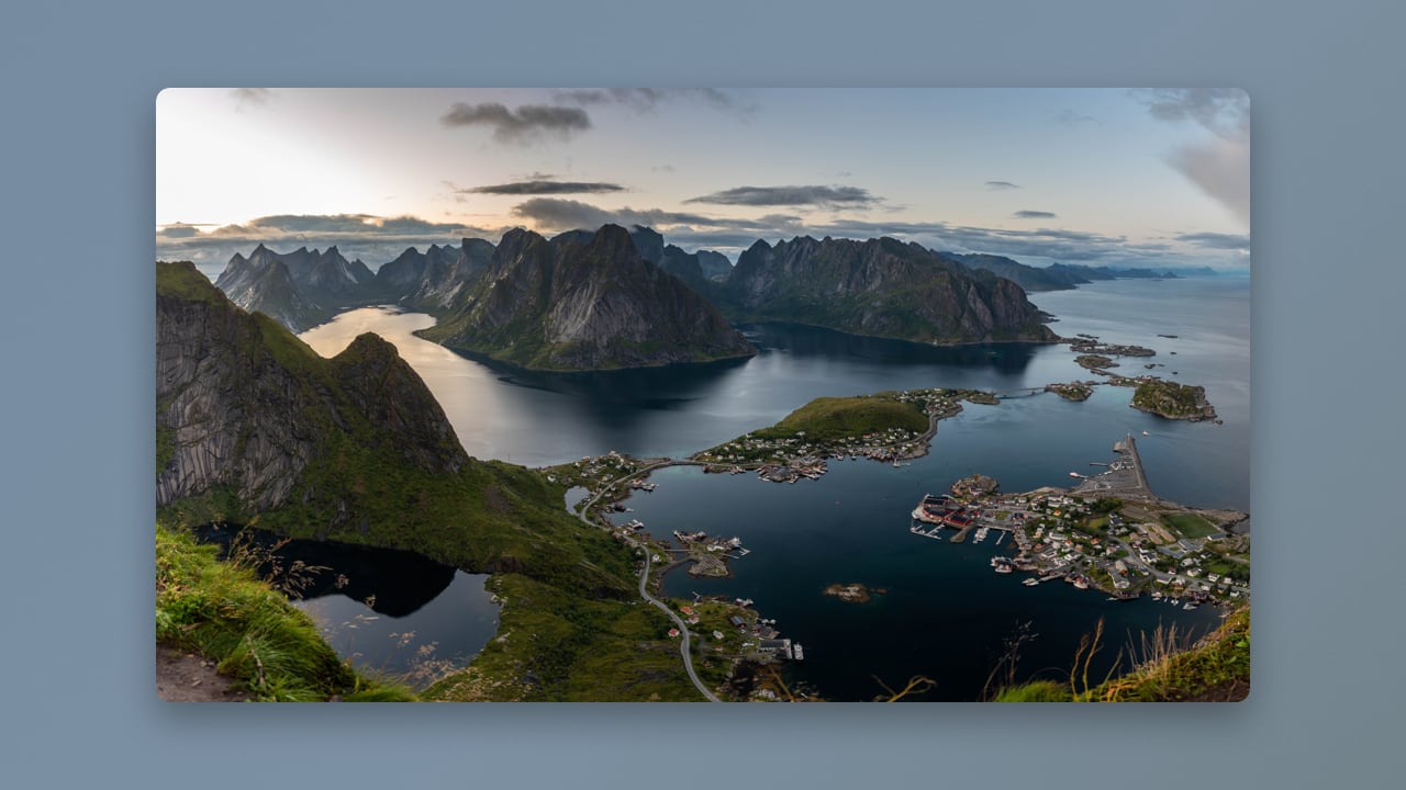 The same photo at YouTube thumbnail size, 1280 × 720 pixels.